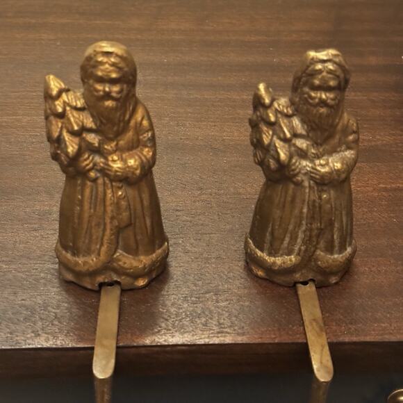 Vintage Bombay Company 2 Brass Victorian Santa Stocking Holder Christmas 1993 - Picture 14 of 15